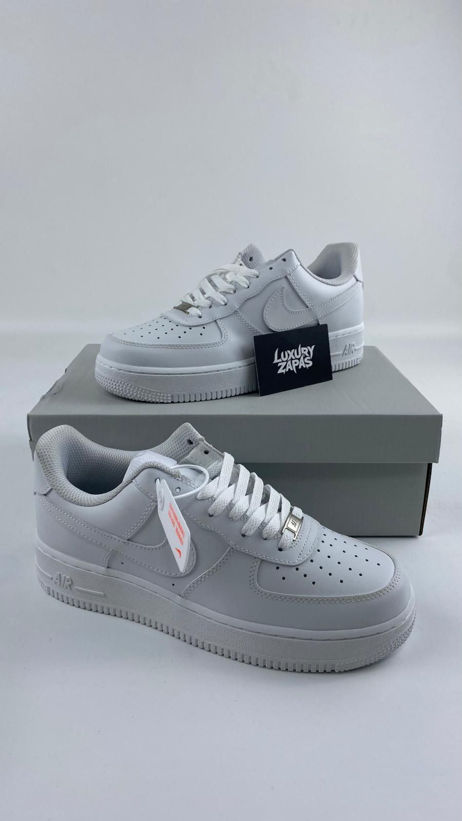 AF1 - WHITE