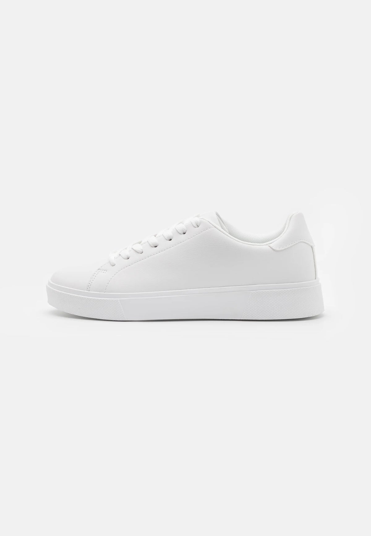 ZAPATILLAS BÁSICAS BLANCAS
