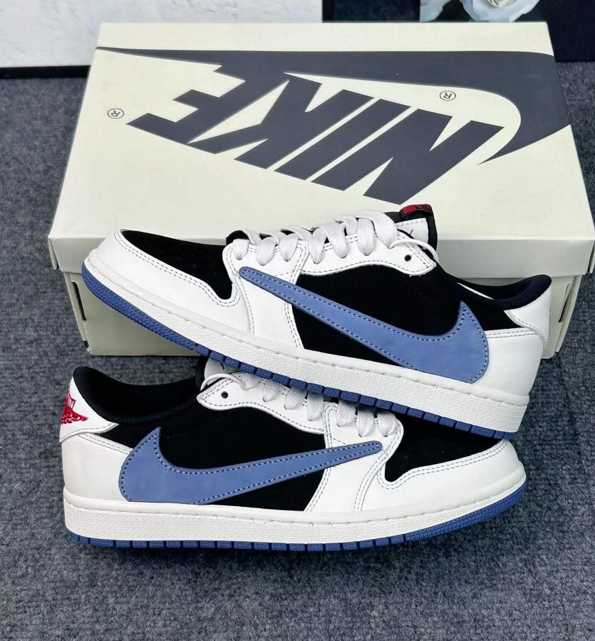 AJ1 - TRAVIS BLUE BLACK