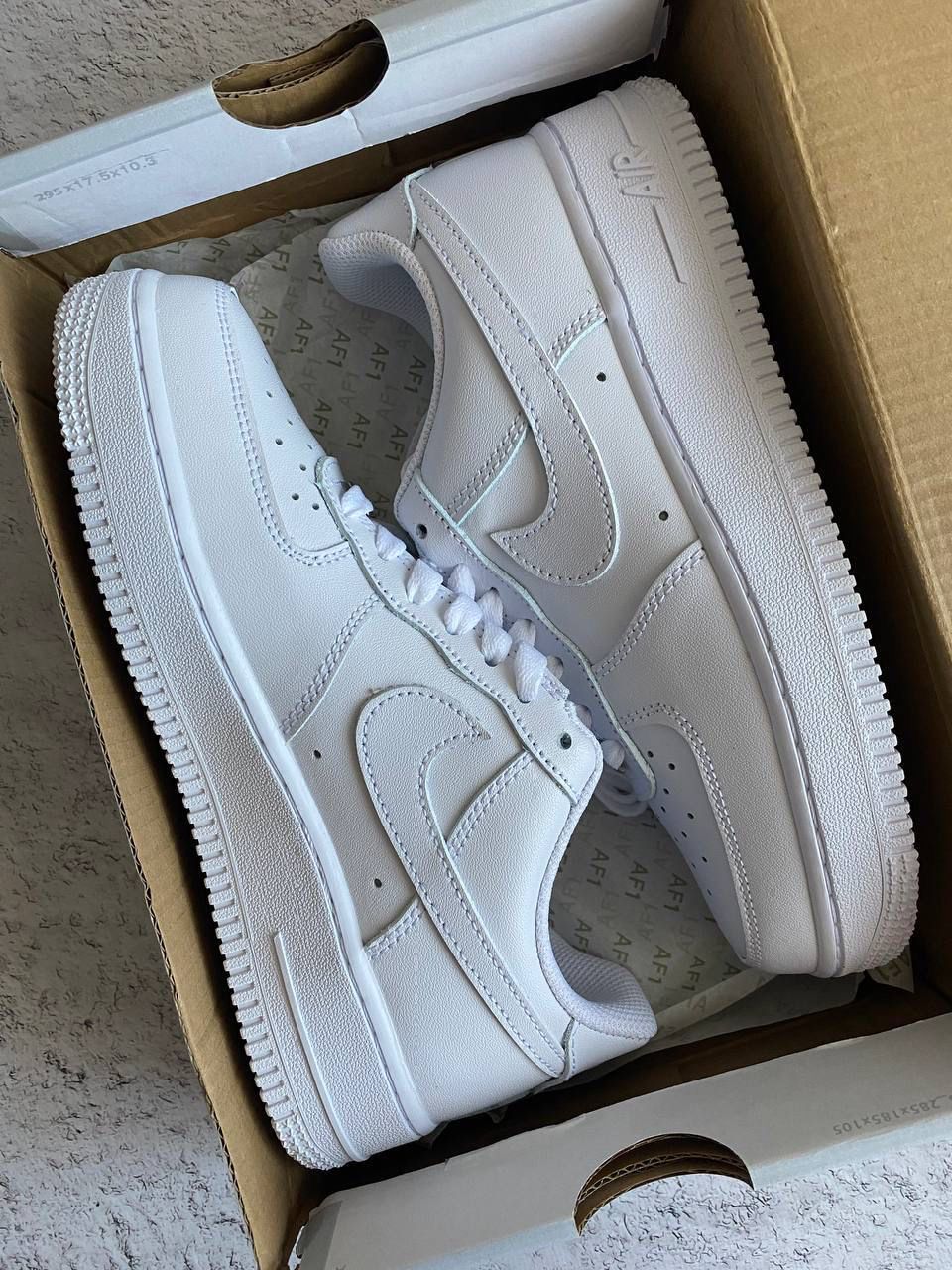 AF1 - WHITE