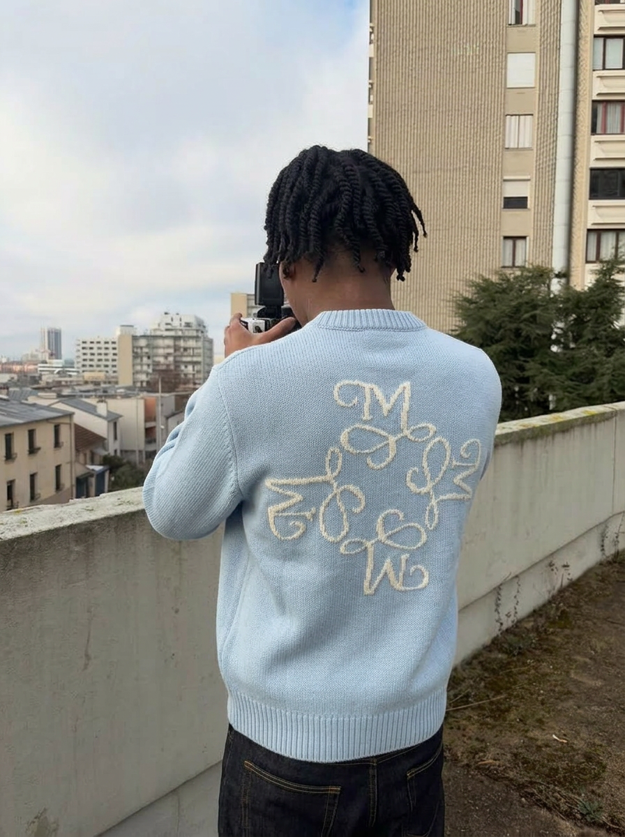 ICE BLUE - SWEATER